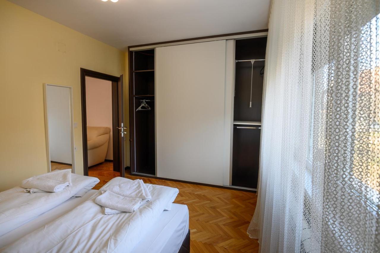 Апартамент За Гости Римски Терми Kyustendil Exterior photo